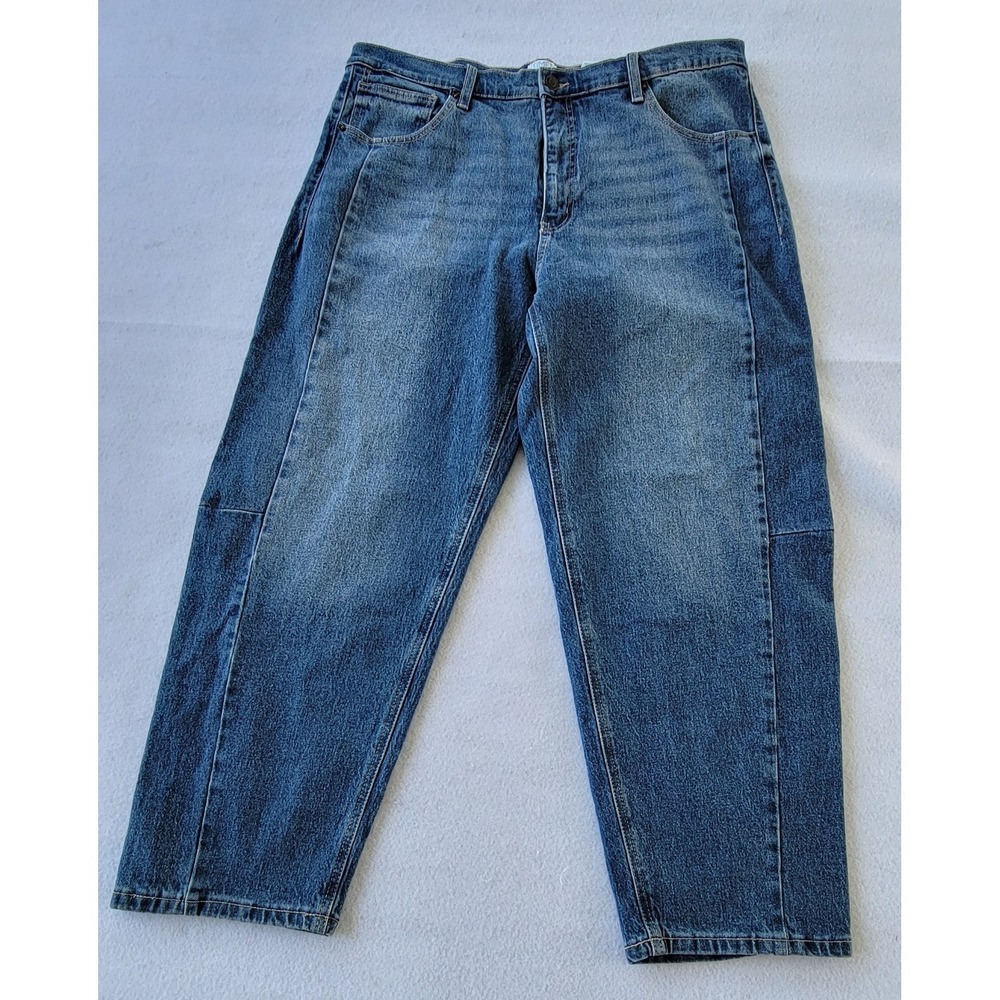 Time and Tru Women's Blue Jeans, Size 16, High Rise, Straight Stretch - Picture 2 of 15